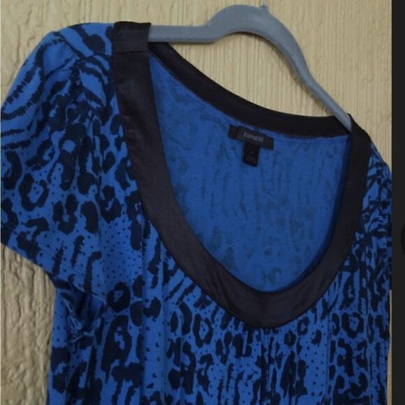 2/$20 Express Flowy Tunic/Dress - Picture 3 of 5